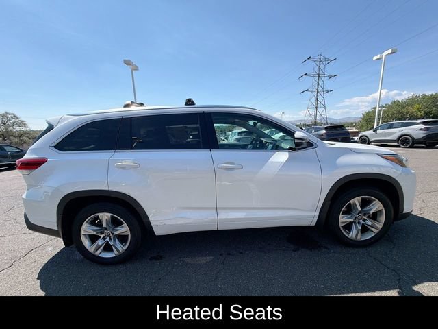 Used 2018 Toyota Highlander Limited w/ Carpet Mat Package (TMS) AWD/4WD image 6