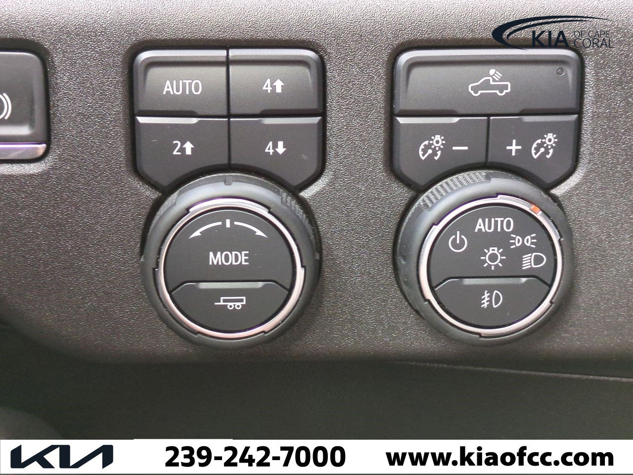 Used 2025 Chevrolet Silverado 1500 RST image 22