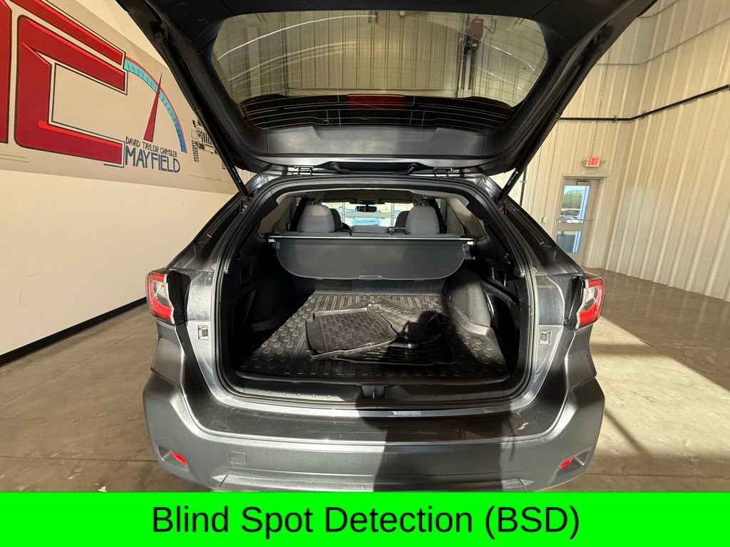 Used 2024 Subaru Outback Premium image 9