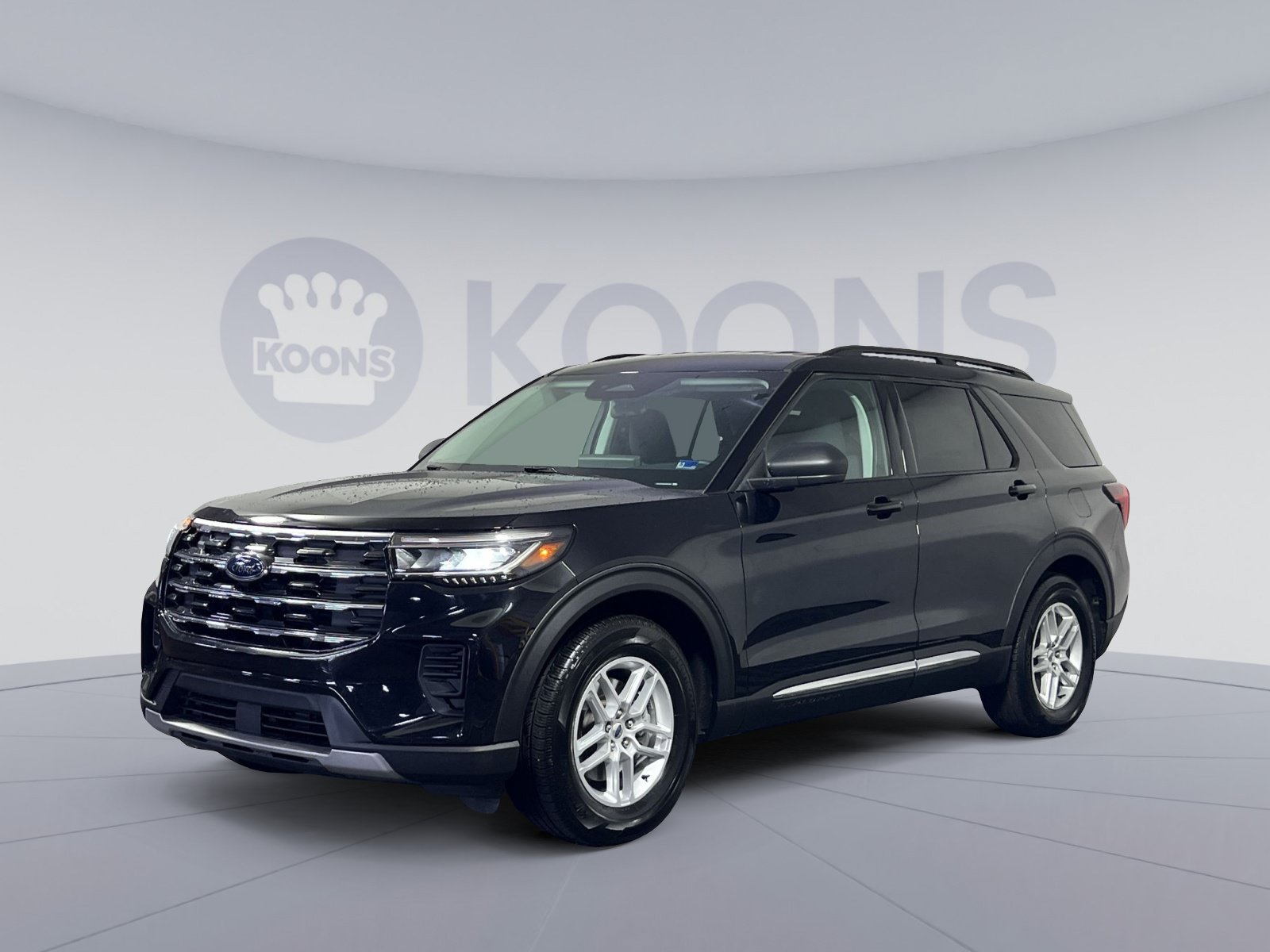 Used 2025 Ford Explorer Active RWD image 5