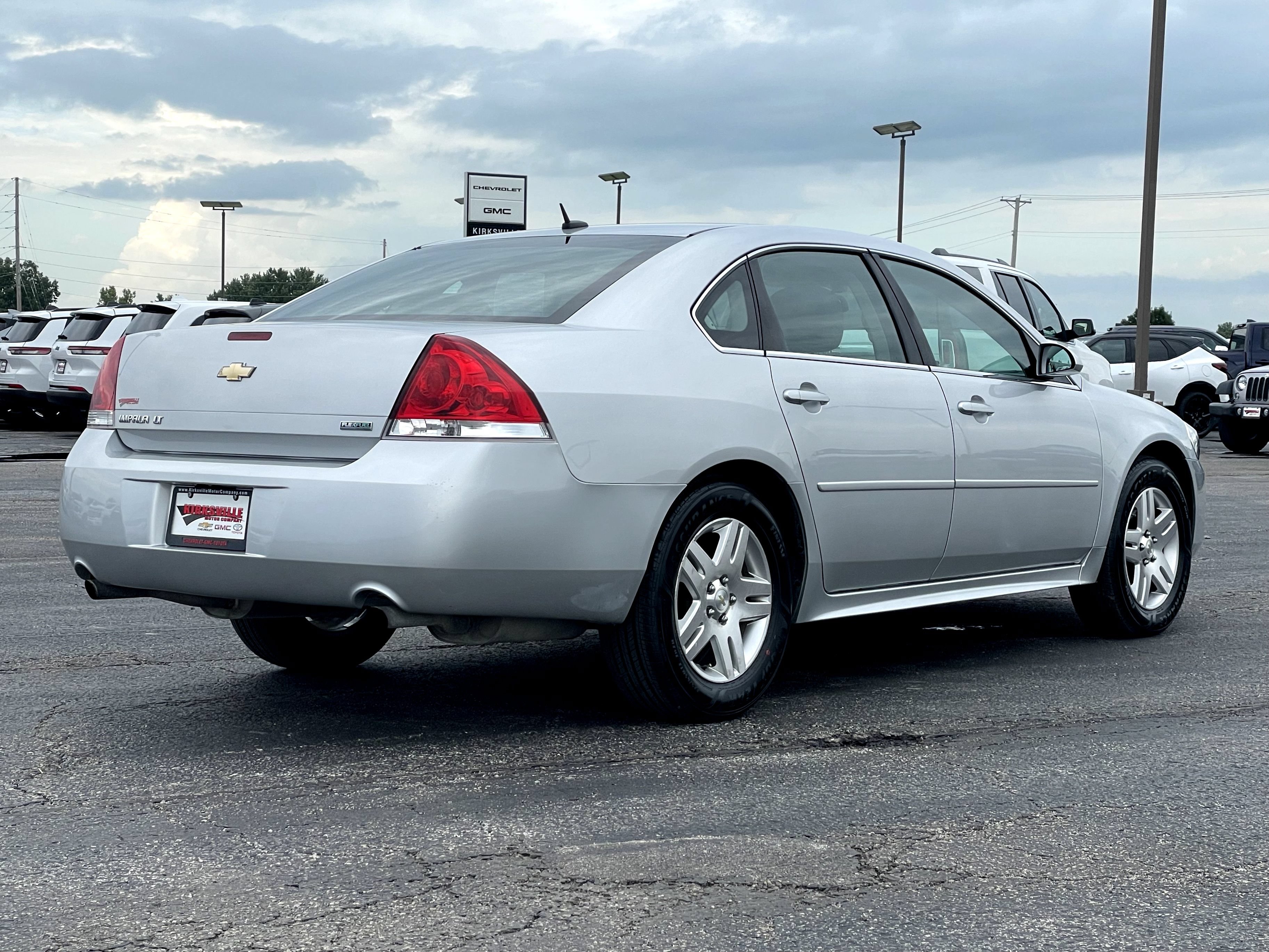 Used 2013 Chevrolet Impala LT FWD image 4