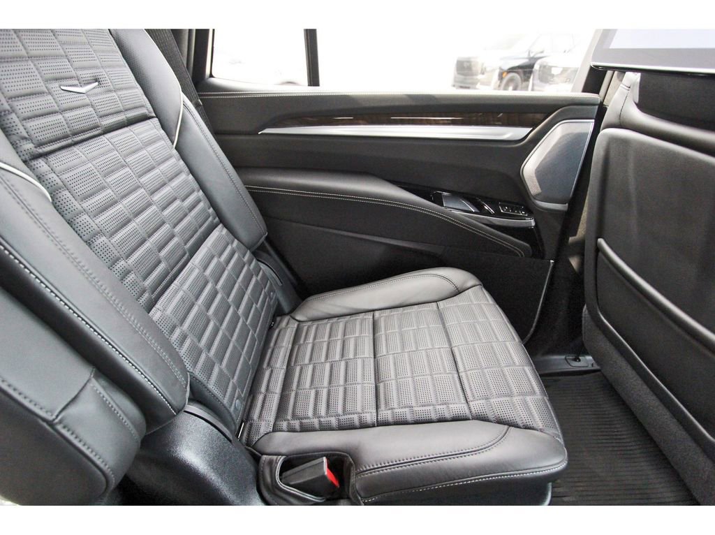 Certified 2025 Cadillac Escalade Sport Platinum w/ LPO, Floor Liner Package image 11