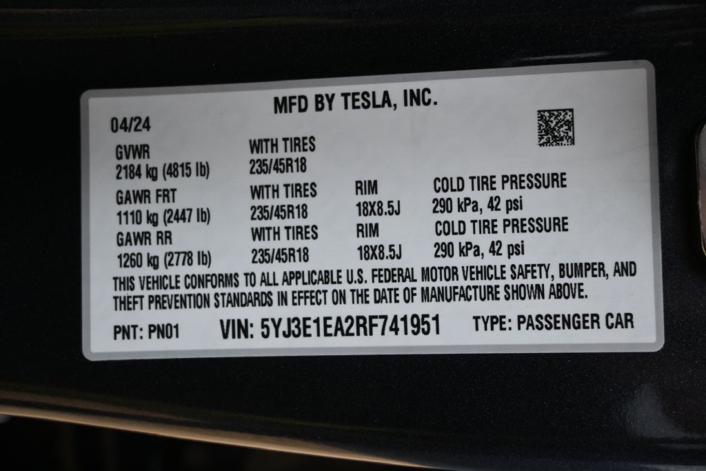 Used 2024 Tesla Model 3 Standard Range RWD image 33