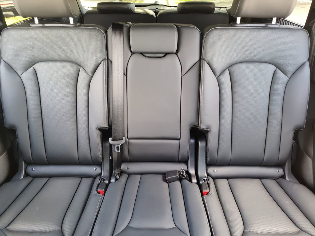 Certified 2025 Audi Q7 3.0T Prestige w/ Prestige Package image 40