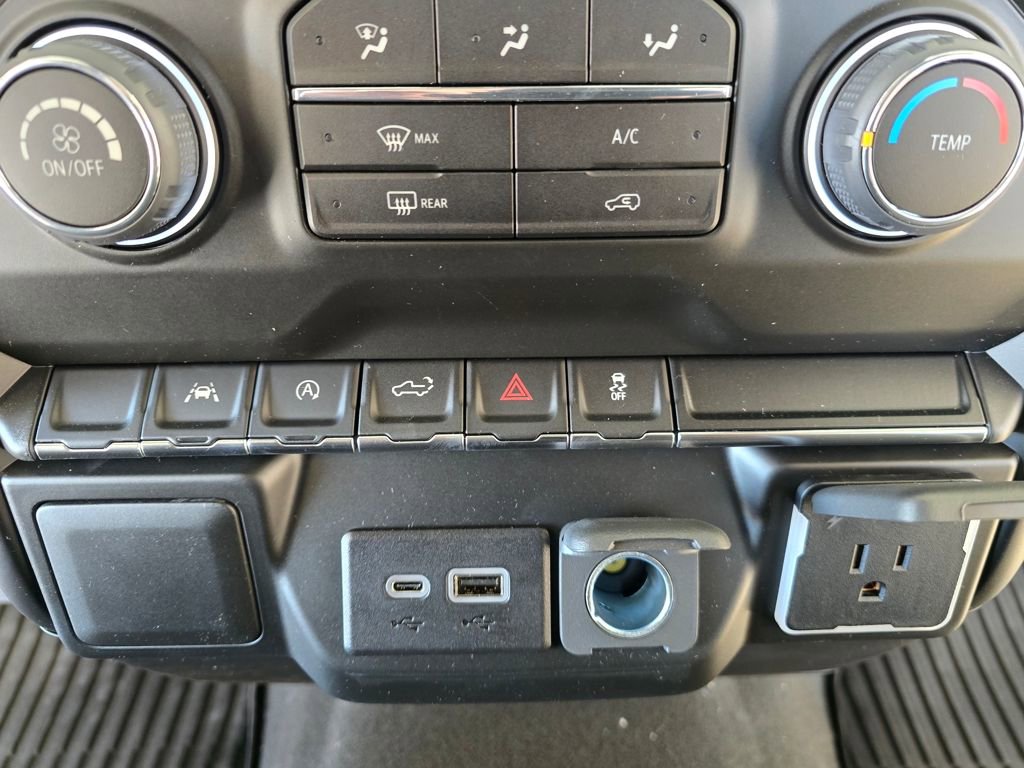 New 2026 Chevrolet Silverado 1500 Custom w/ LPO, Dark Essentials Package AWD/4WD image 22