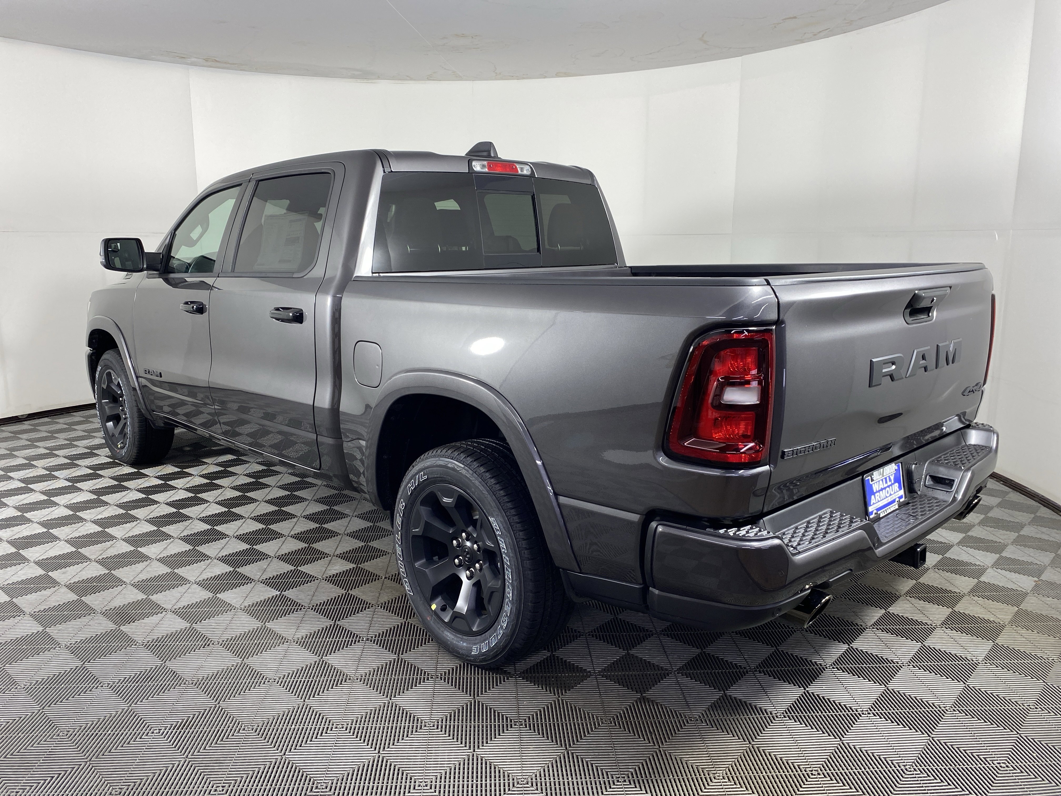 New 2026 RAM 1500 Big Horn AWD/4WD image 9