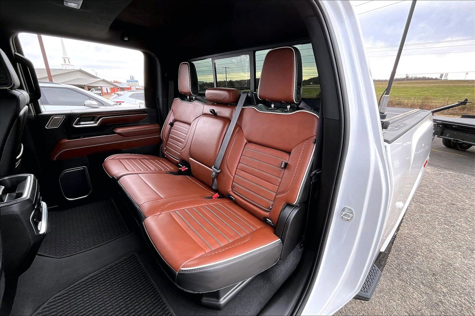 Used 2024 GMC Sierra 2500 Denali Ultimate image 28