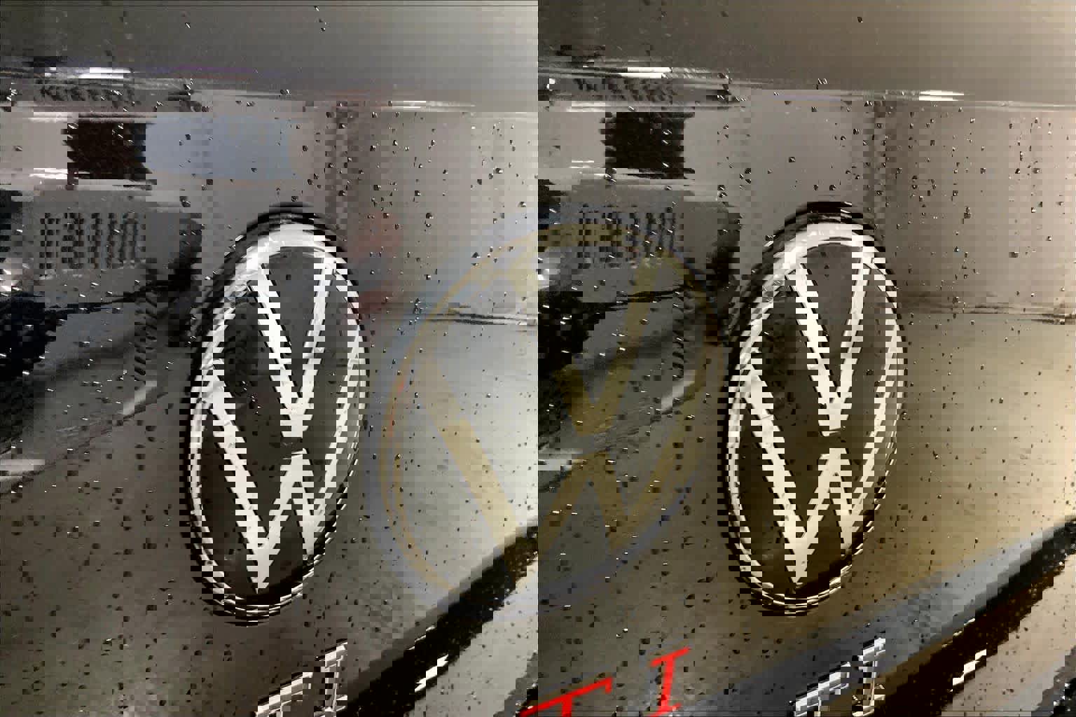 Used 2024 Volkswagen GTI Autobahn FWD image 29