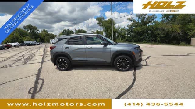 Used 2022 Chevrolet TrailBlazer LT w/ Convenience Package AWD/4WD image 9