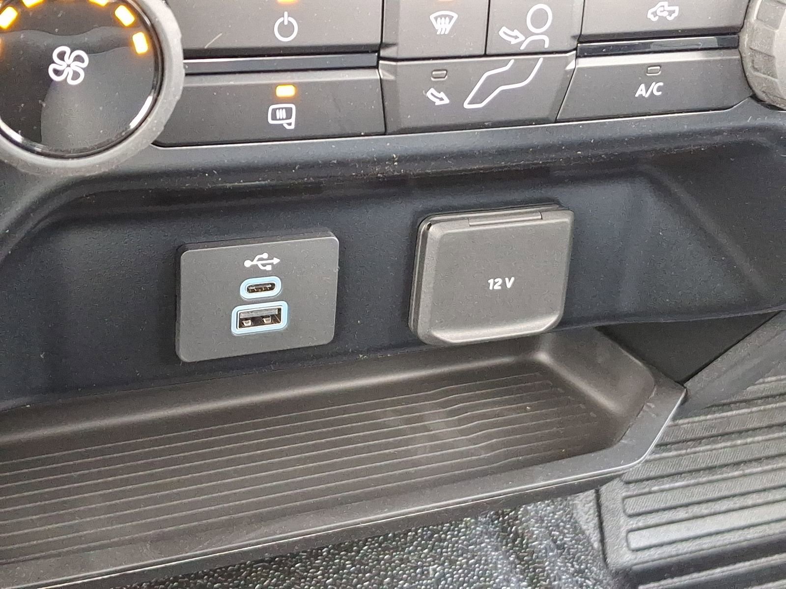 New 2024 Ford F550 2WD SuperCab Super Duty image 14