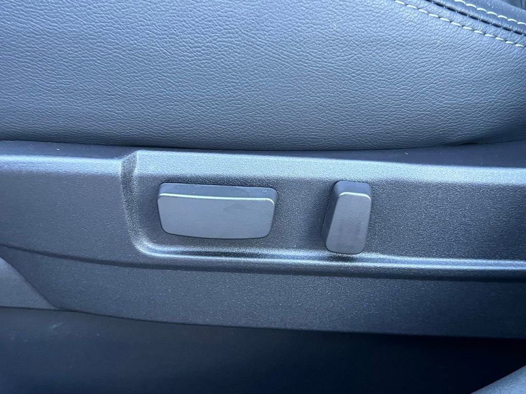 Used 2024 Mitsubishi Outlander Sport SEL image 11