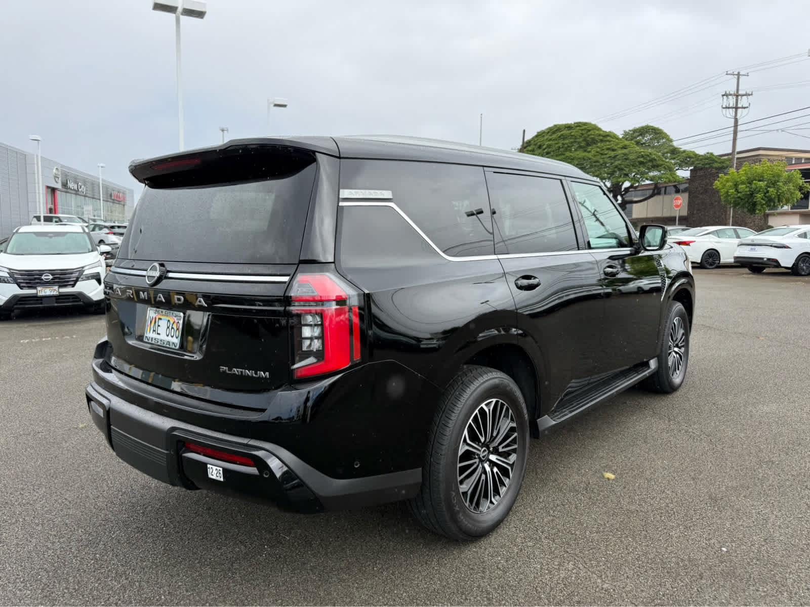 Certified 2025 Nissan Armada Platinum RWD image 3