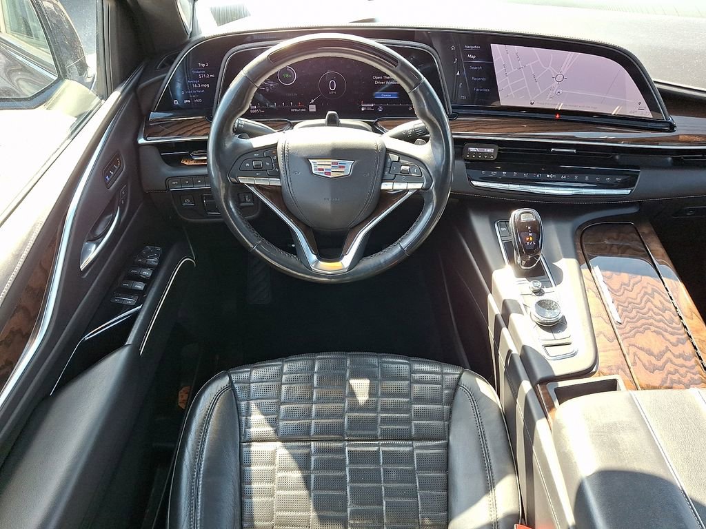 Used 2022 Cadillac Escalade ESV Sport Platinum AWD/4WD image 13