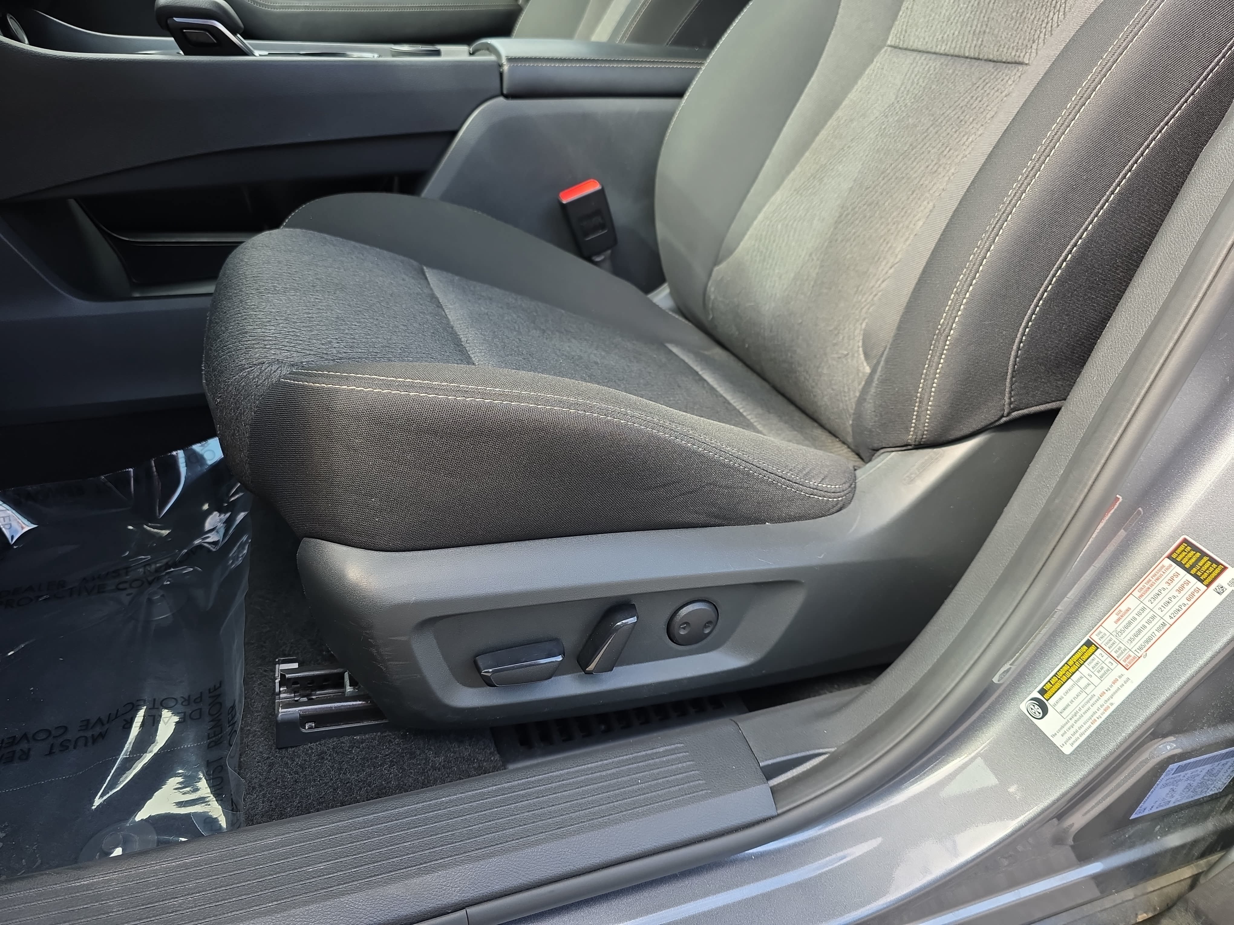 Used 2024 Nissan Rogue SV AWD/4WD image 27
