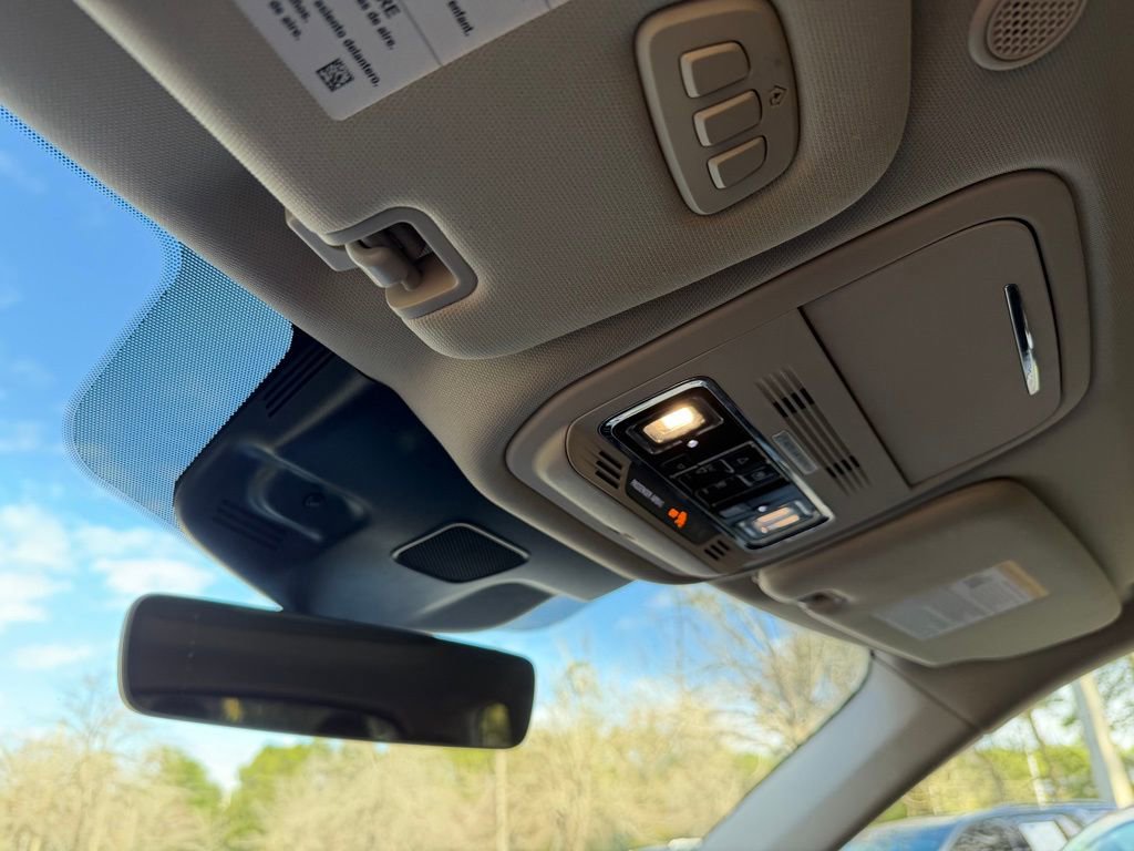 Used 2023 Lincoln Aviator Reserve w/ Equipment Group 201A image 28