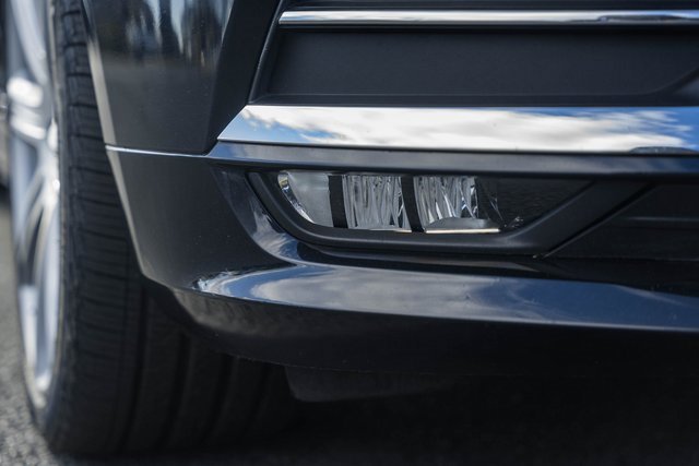 Used 2020 Volvo S90 T6 Inscription image 15