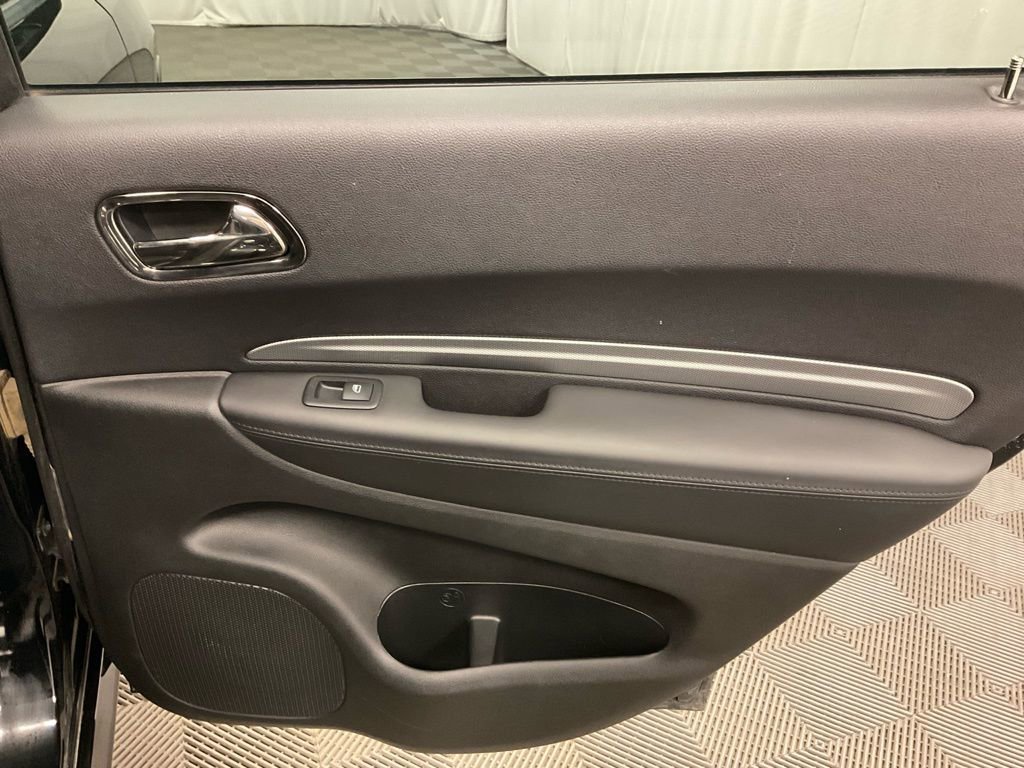 Used 2019 Dodge Durango R/T w/ Technology Group image 29