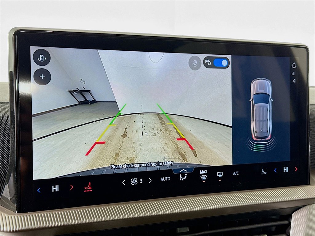 Used 2025 Ford Explorer Active image 19