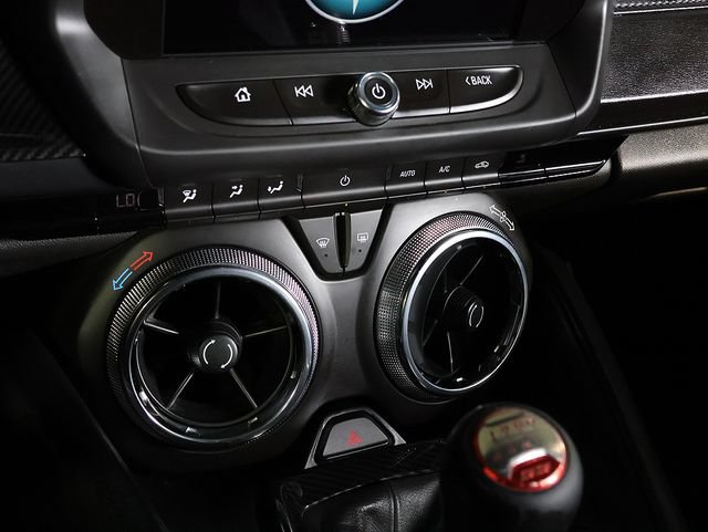 Used 2016 Chevrolet Camaro SS RWD image 19