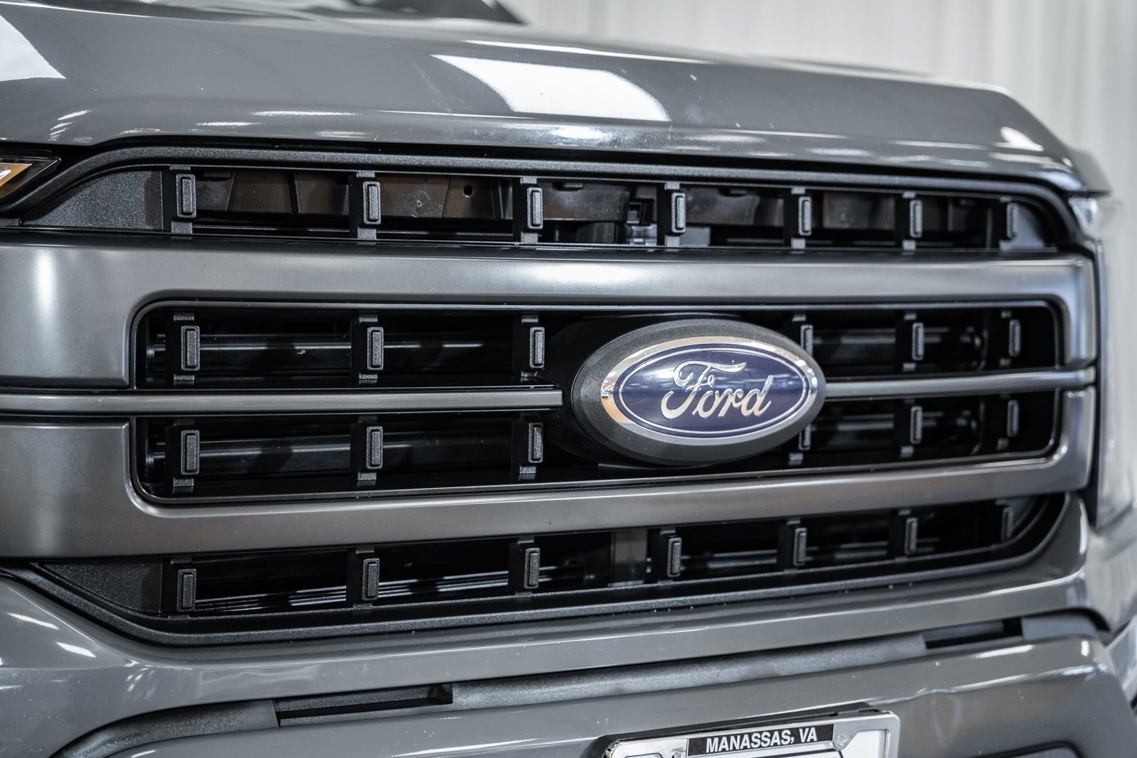 Used 2021 Ford F150 Lariat w/ Equipment Group 502A High AWD/4WD image 10