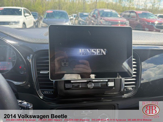 Used 2014 Volkswagen Beetle 2.5 FWD image 22