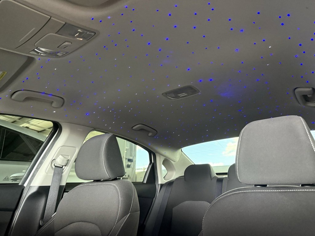 Used 2022 Kia Forte LXS image 2