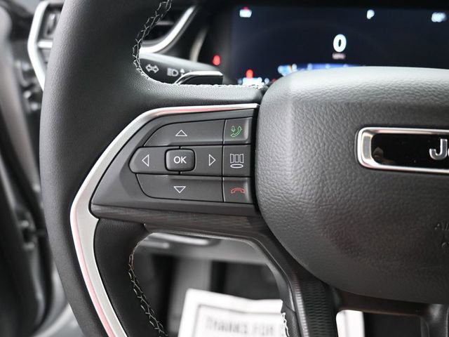 Used 2025 Jeep Grand Cherokee L Laredo w/ MOPAR Finishing Package AWD/4WD image 17