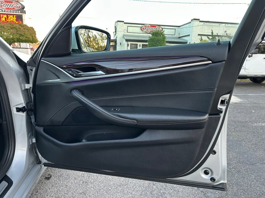 Used 2018 BMW 530i xDrive xDrive image 27