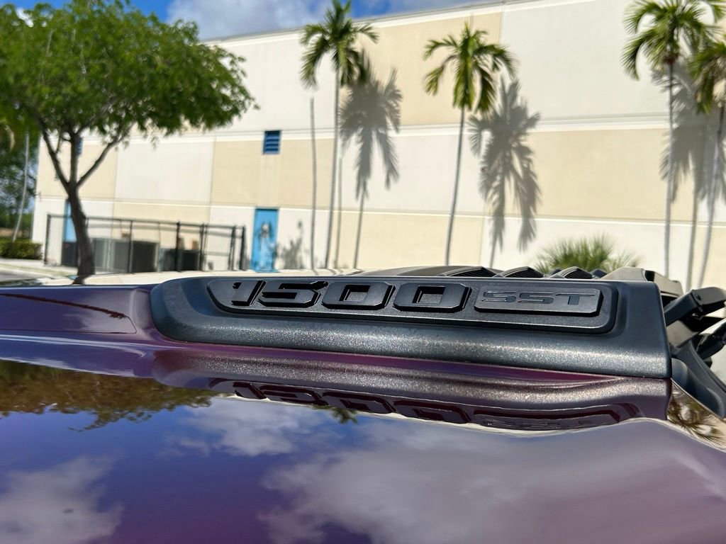 Used 2025 RAM 1500 Laramie w/ Sport Appearance Package image 33