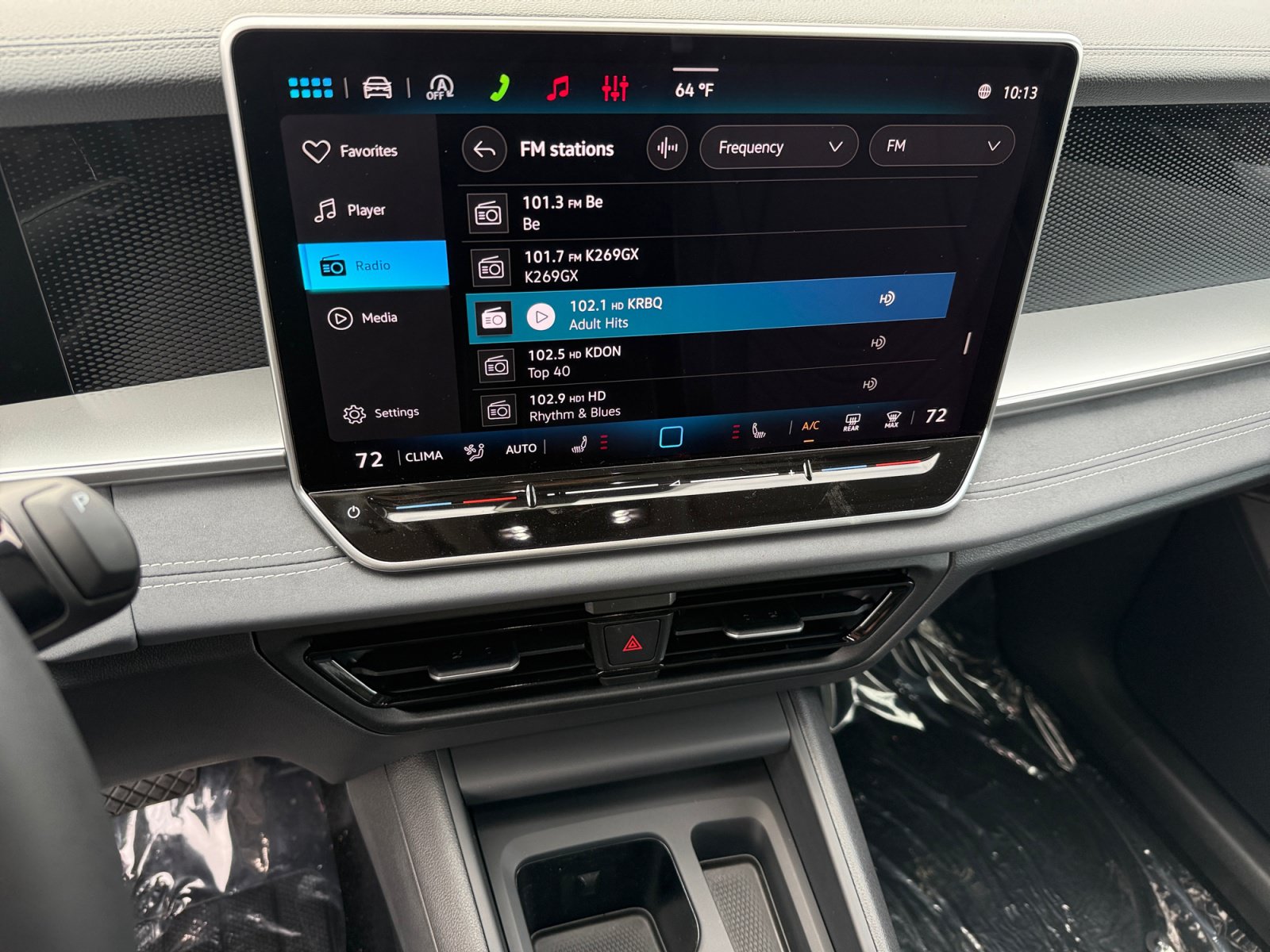 New 2026 Volkswagen Tiguan SE AWD/4WD image 12