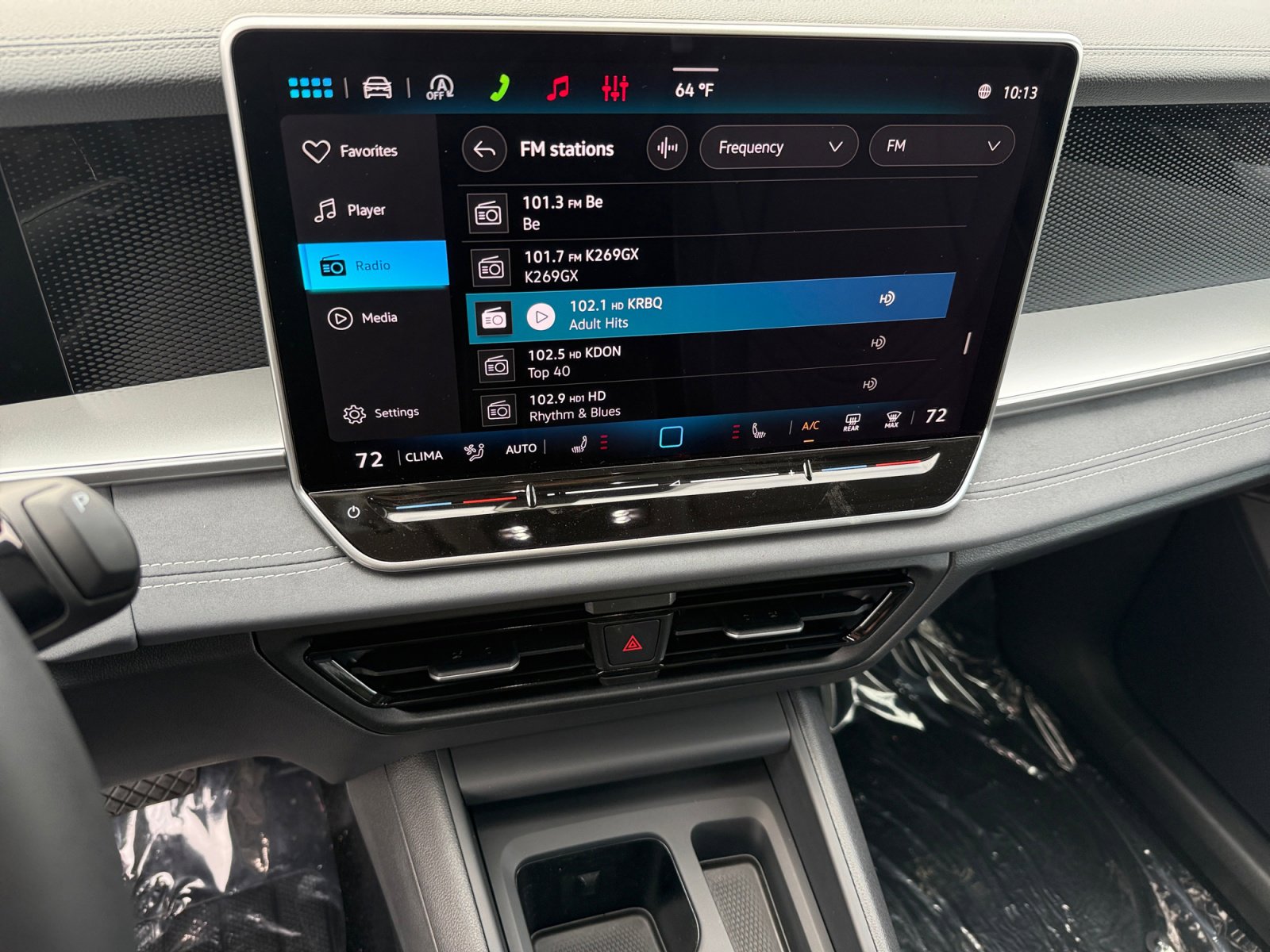 New 2026 Volkswagen Tiguan SE AWD/4WD image 12