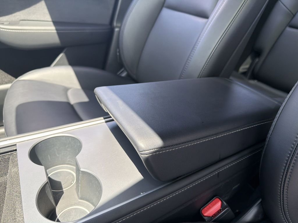 Used 2023 Tesla Model Y Performance AWD/4WD image 23