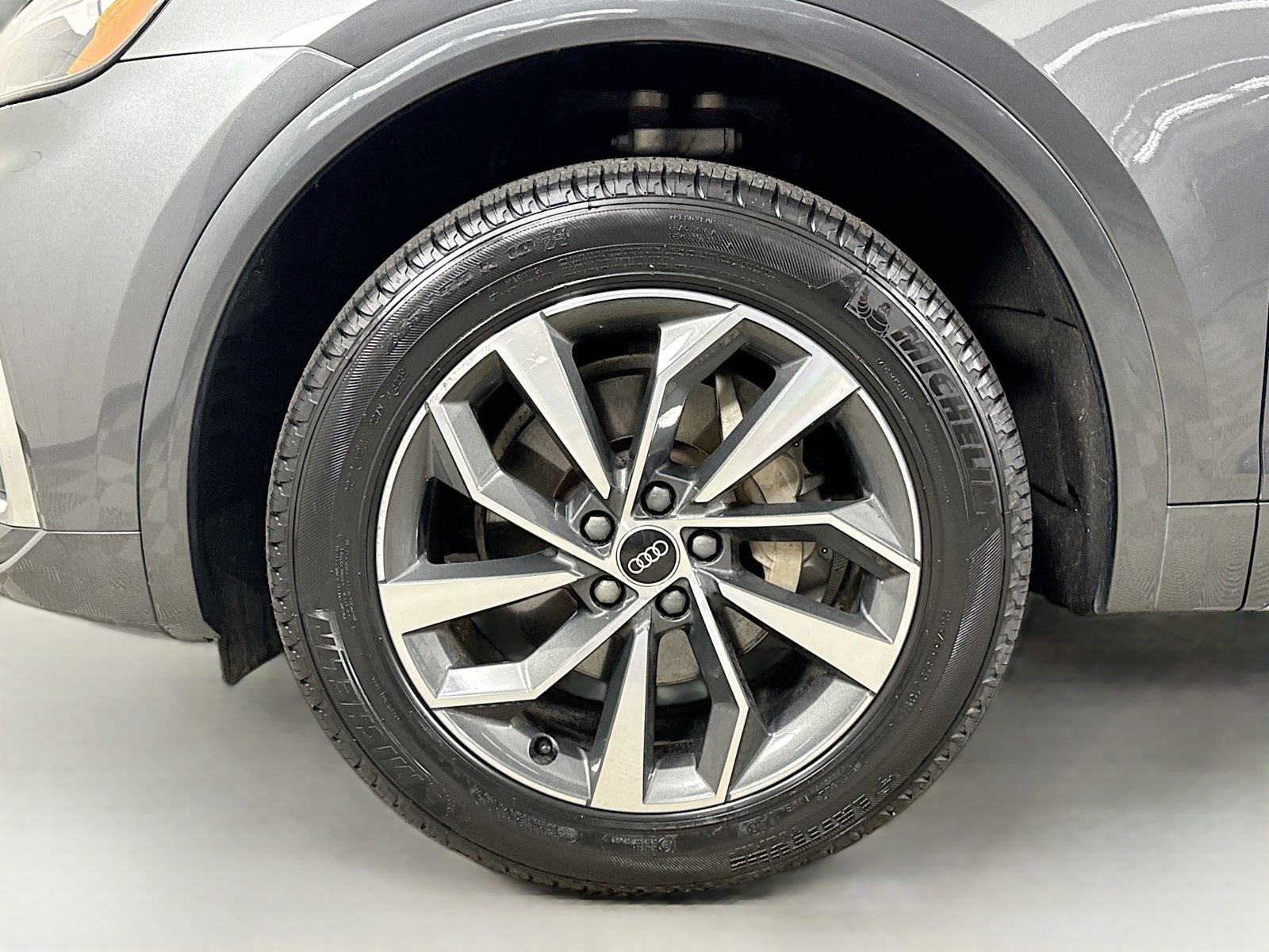 Certified 2023 Audi Q5 2.0T Premium w/ Convenience Package AWD/4WD image 29
