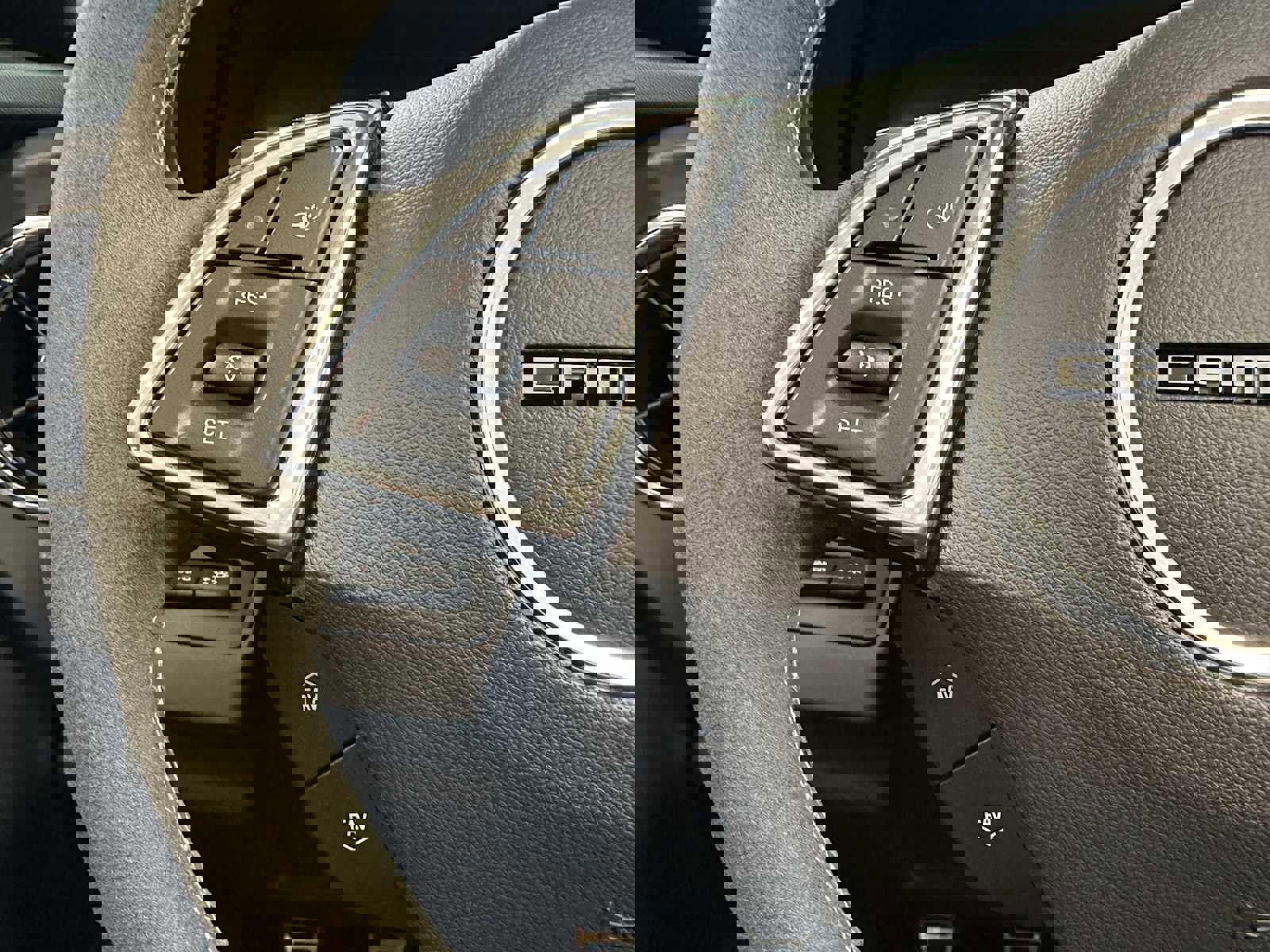 Used 2023 Chevrolet Camaro SS image 33