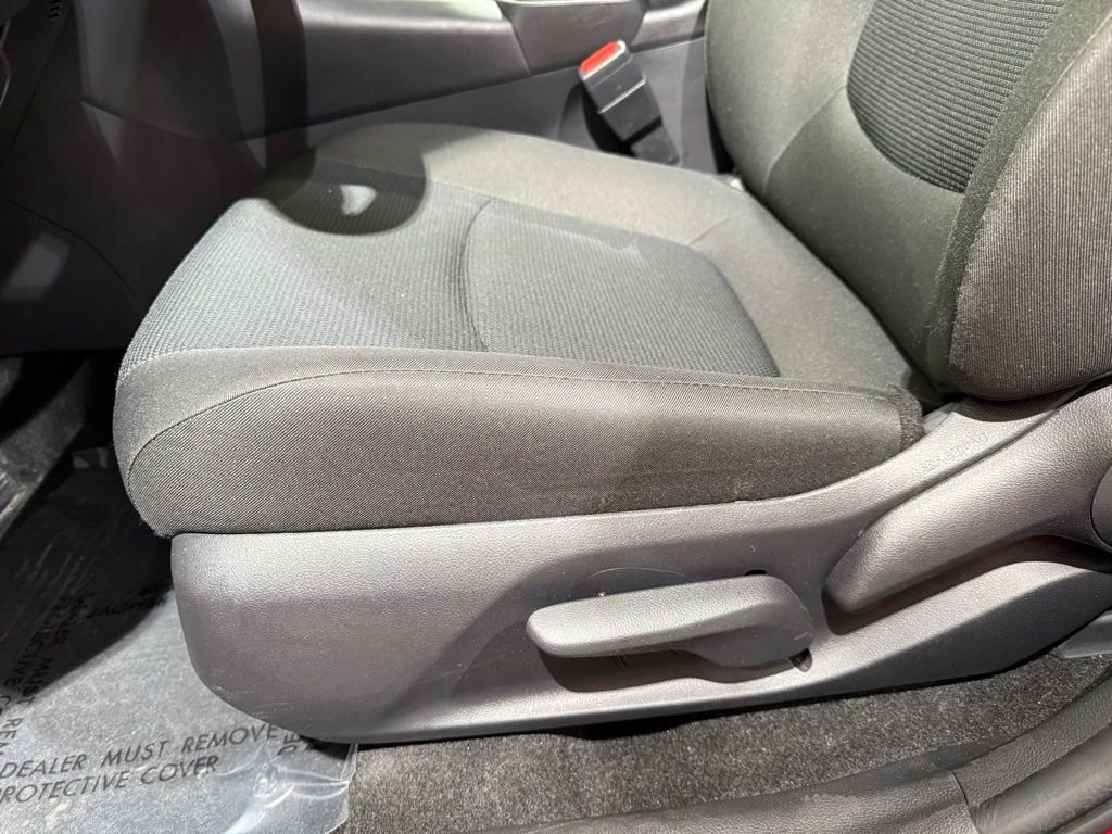 Certified 2025 Toyota RAV4 LE AWD/4WD image 14