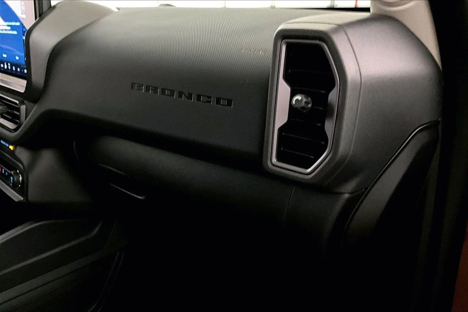 New 2025 Ford Bronco Sport Outer Banks image 15