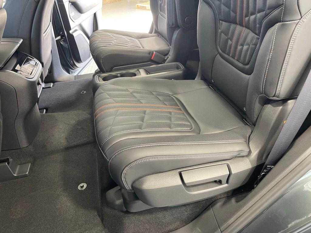 New 2026 Nissan Armada PRO-4X image 19