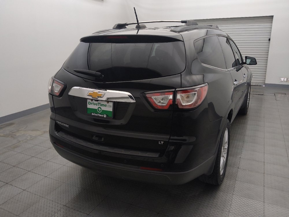 Used 2017 Chevrolet Traverse LT w/ Style and Technology Package FWD image 7