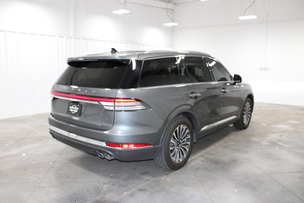 Used 2024 Lincoln Aviator Reserve w/ Equipment Group 201A RWD image 9