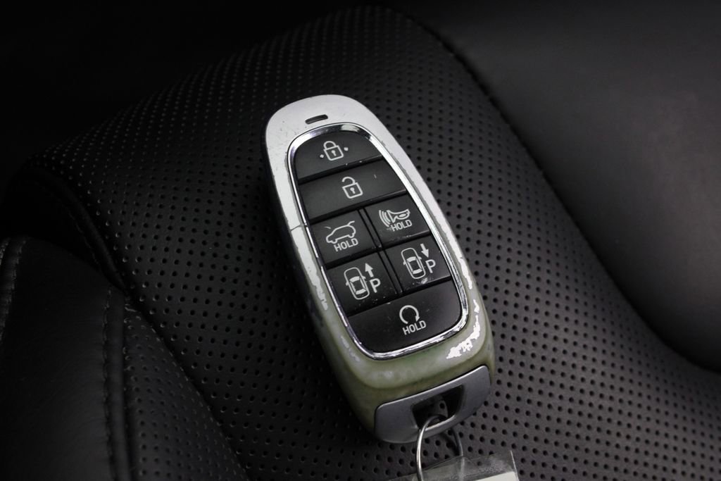 Used 2023 Hyundai Palisade Calligraphy image 30