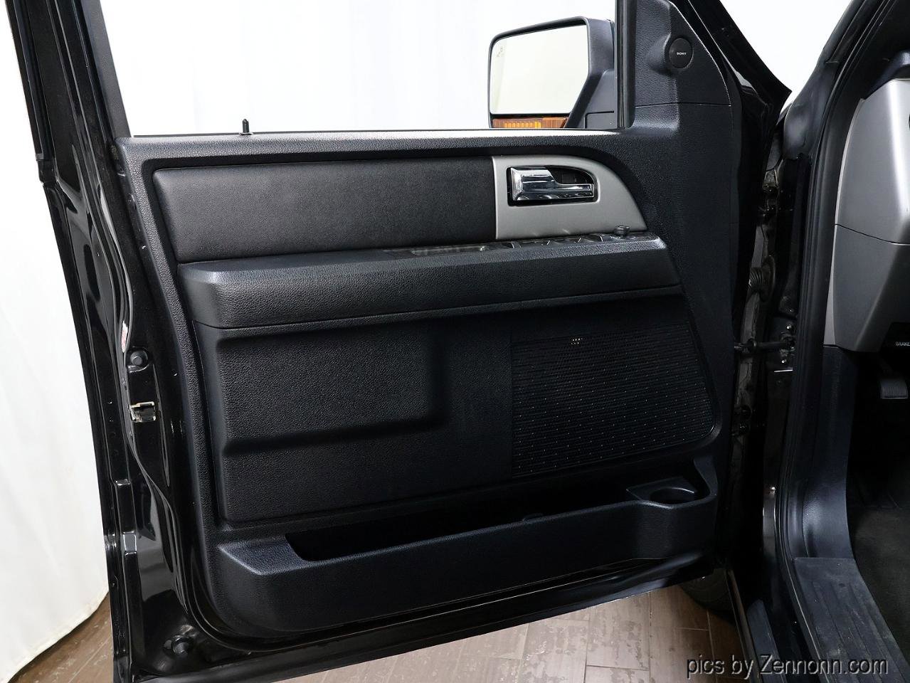 Used 2015 Ford Expedition Max Limited AWD/4WD image 26