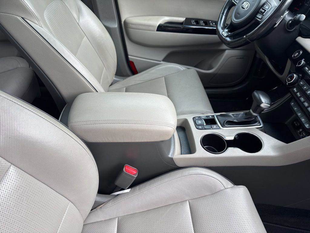 Used 2018 Kia Sportage SX image 38