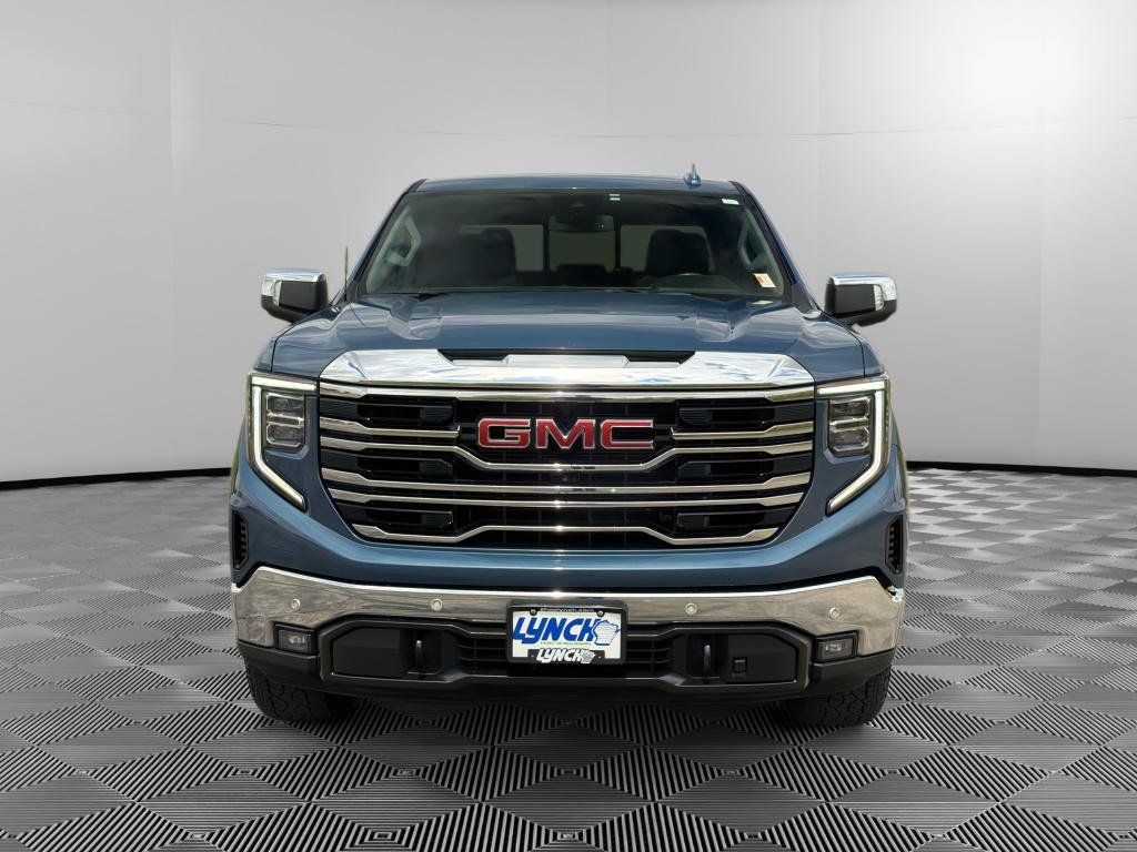 Used 2024 GMC Sierra 1500 SLT w/ SLT Premium Plus Package AWD/4WD image 7