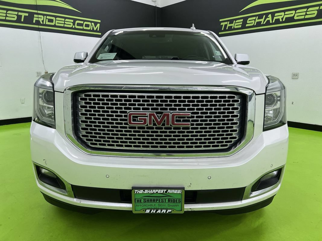 Used 2017 GMC Yukon XL Denali w/ Open Road Package AWD/4WD image 3