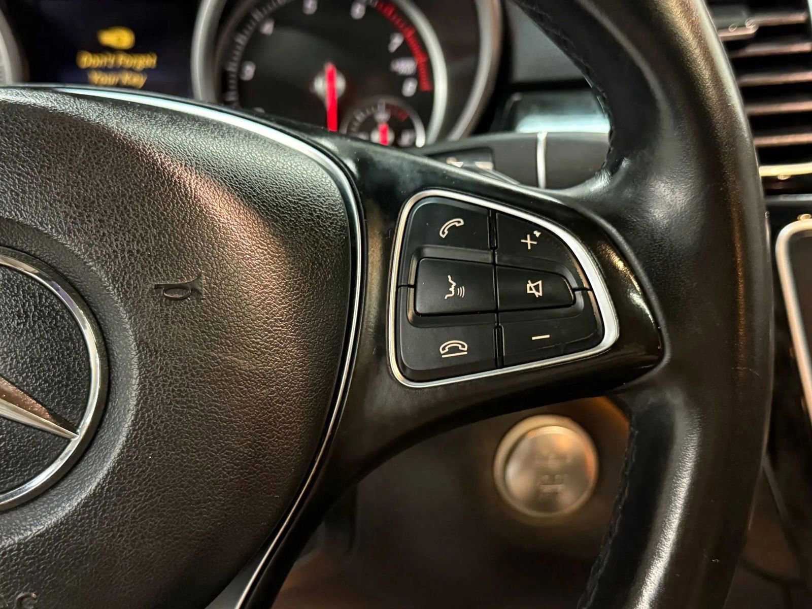 Used 2016 Mercedes-Benz GLE 350 w/ Premium Package image 26