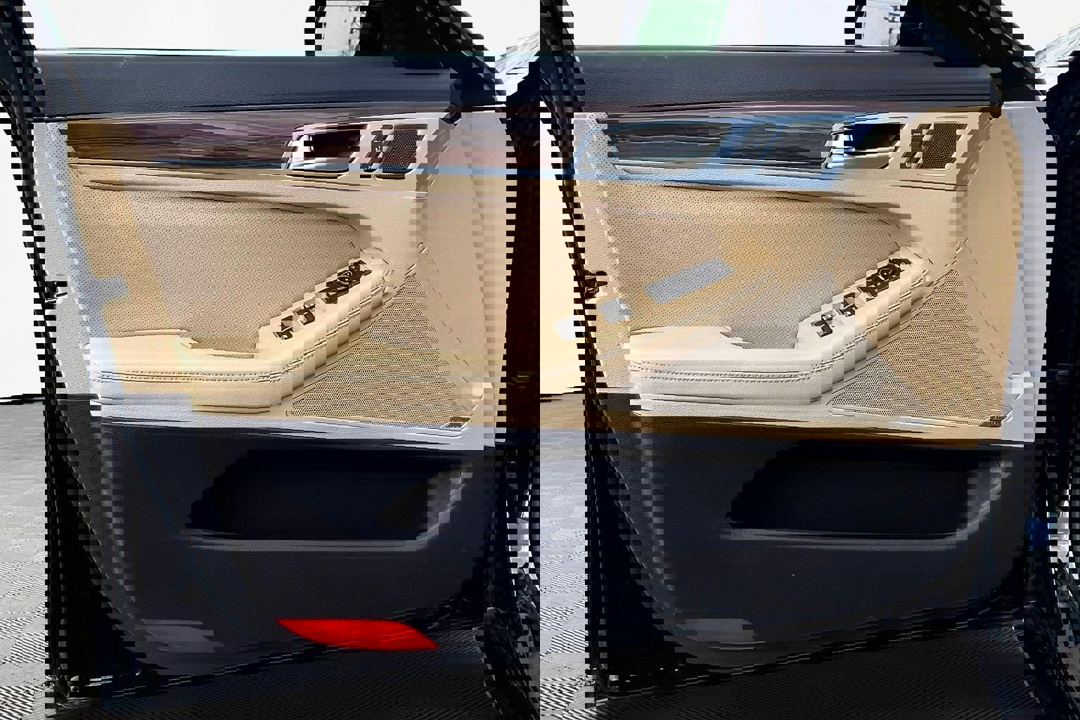 Used 2017 Genesis G80 3.8 w/ Option Group 02 image 21