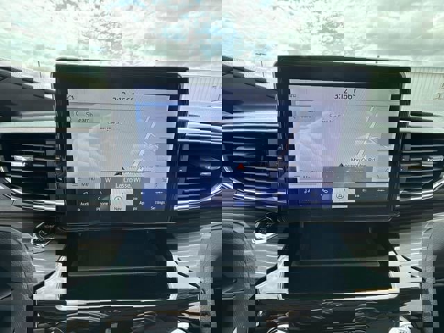 Used 2023 Ford Explorer Limited image 14