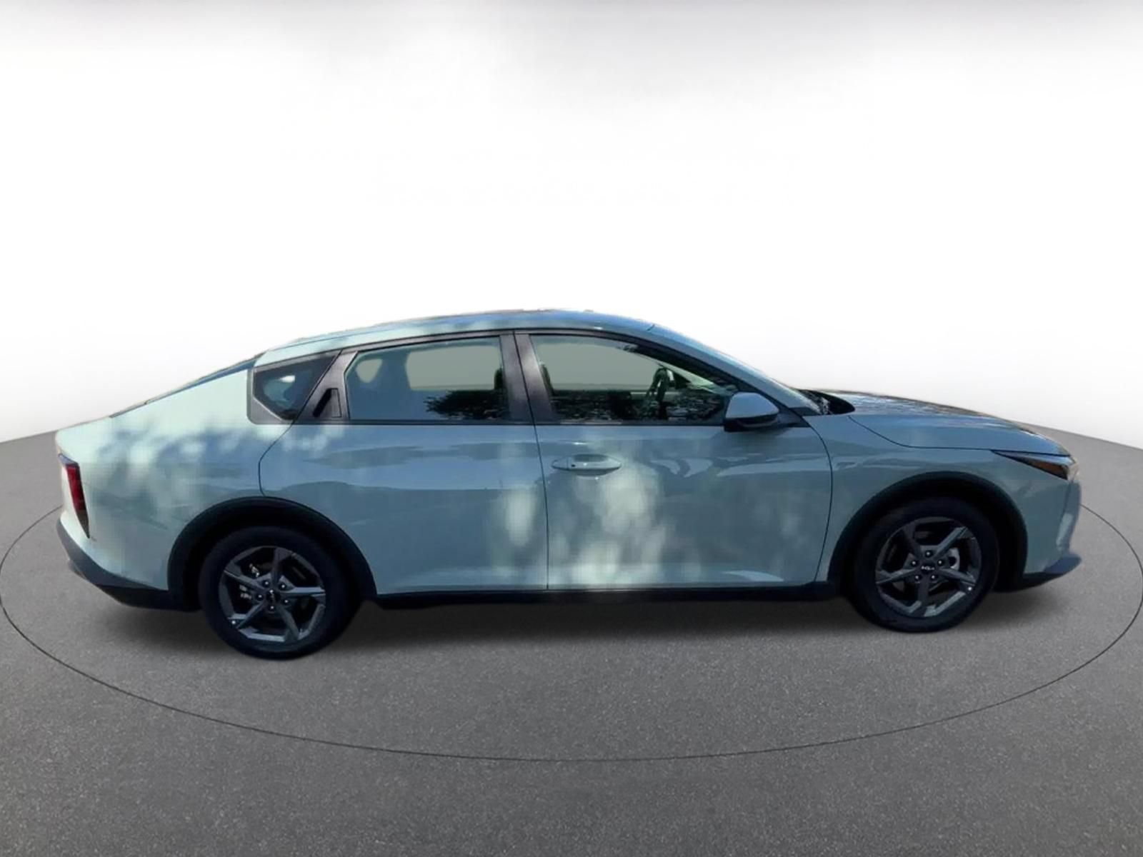 Used 2025 Kia K4 FWD image 16