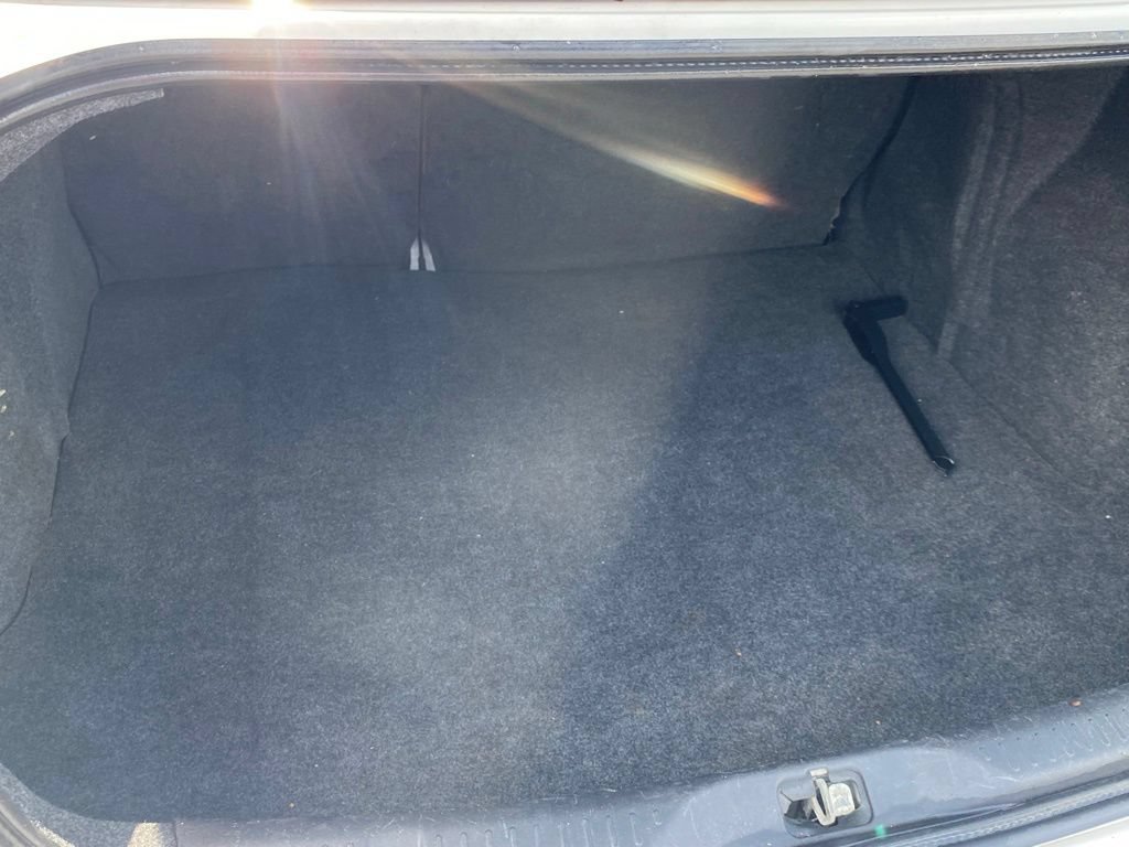 Used 2011 Nissan Sentra 2.0 SR FWD image 12