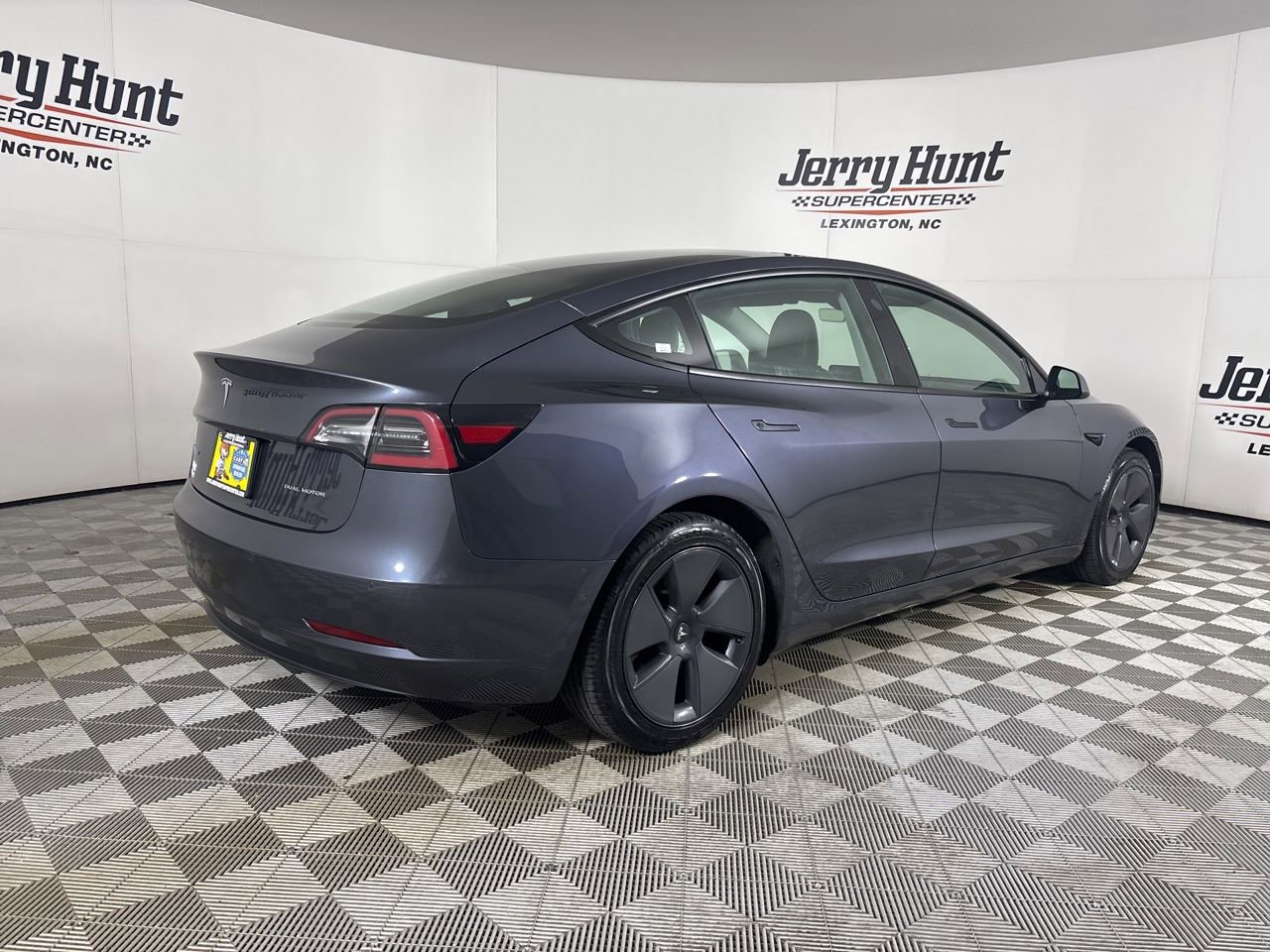 Used 2022 Tesla Model 3 Long Range image 4